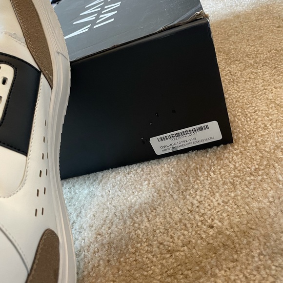 Hi Top Trainer - Picture 3 of 5